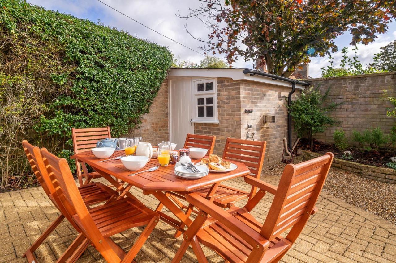 Maltings Lodge Chelsworth Экстерьер фото
