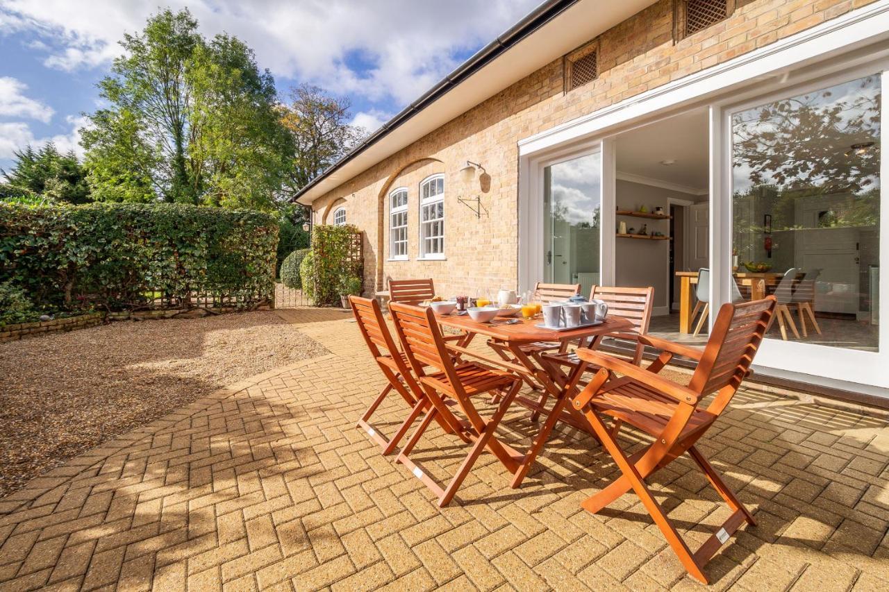 Maltings Lodge Chelsworth Экстерьер фото