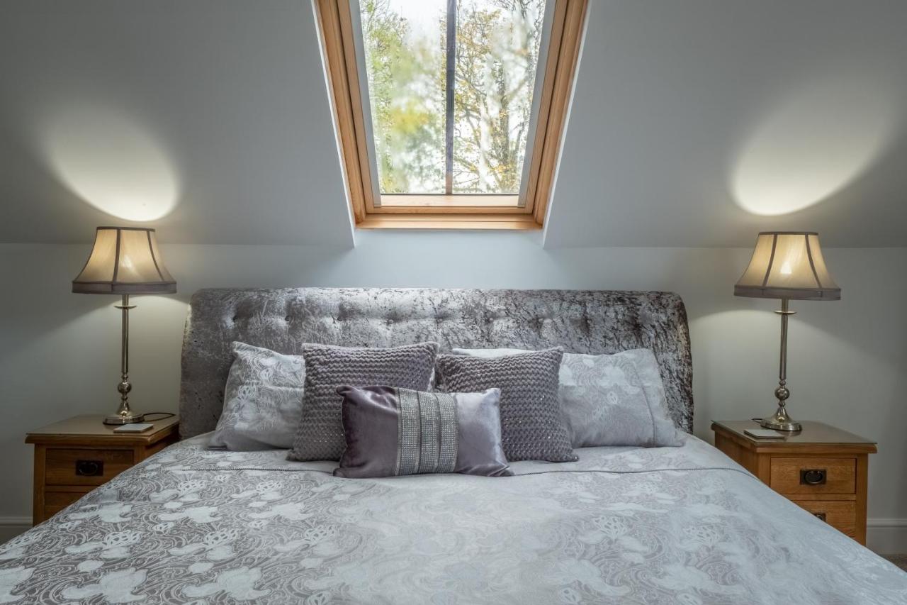 Maltings Lodge Chelsworth Экстерьер фото