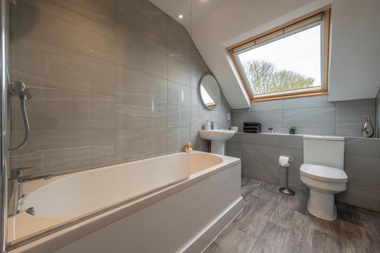 Maltings Lodge Chelsworth Экстерьер фото